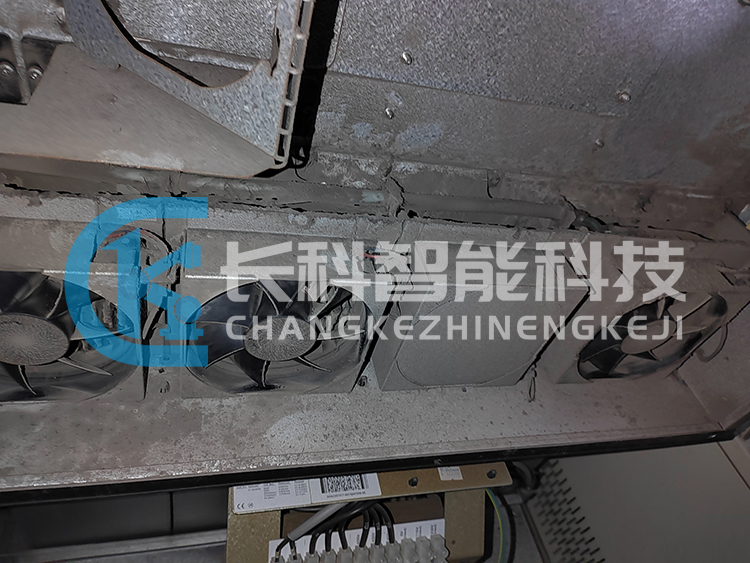 ABB機械手保養(yǎng)前后對比圖 ABB機械手保養(yǎng)前后對比圖